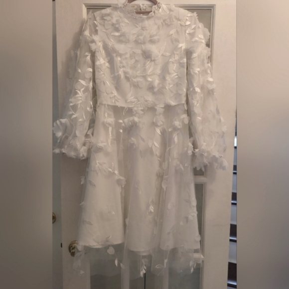 Aleeza Elegant White Floral & Butterfly Formal Dress - Picture 1 of 5